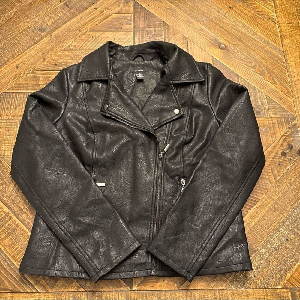Alfani Women’s Small Black Faux Leather Moto Jacket Classic Motorcycle Style